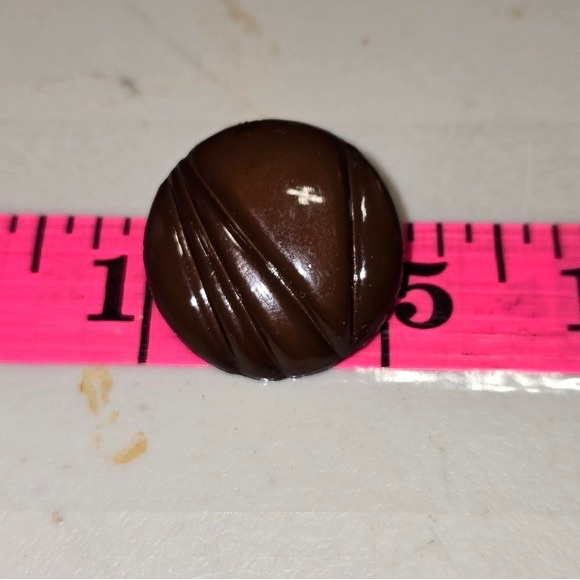 Vintage Brown Round Acrylic Post Earrings Design on front - Picture 3 of 3